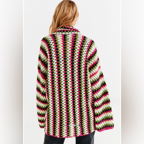 Mira Crochet Knit Cardigan - Picture 3 of 9